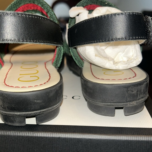 🔥🔥Gucci Sandles🔥🔥 - Picture 5 of 7